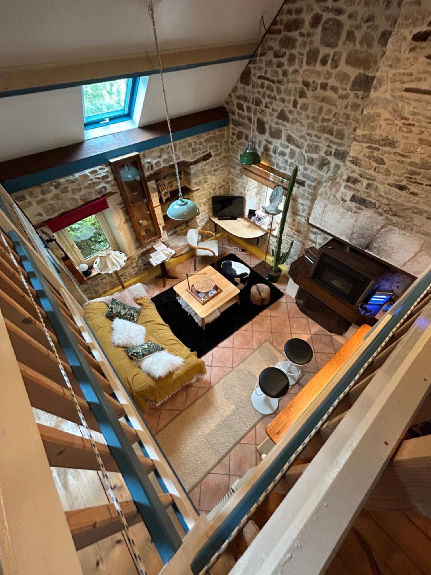 Bed and Breakfast La Cage Aux Oiseaux La Lande-de-Goult Exteriér fotografie